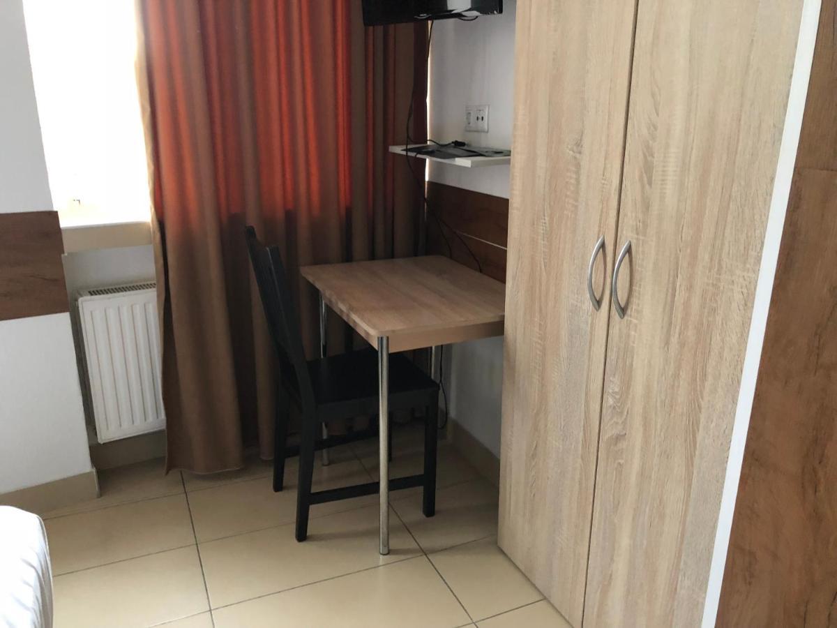 Hotel Moji Koeln Экстерьер фото