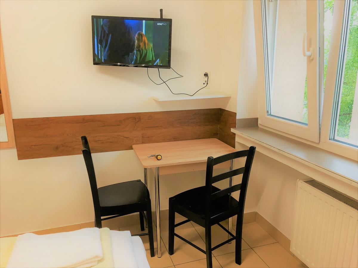Hotel Moji Koeln Экстерьер фото