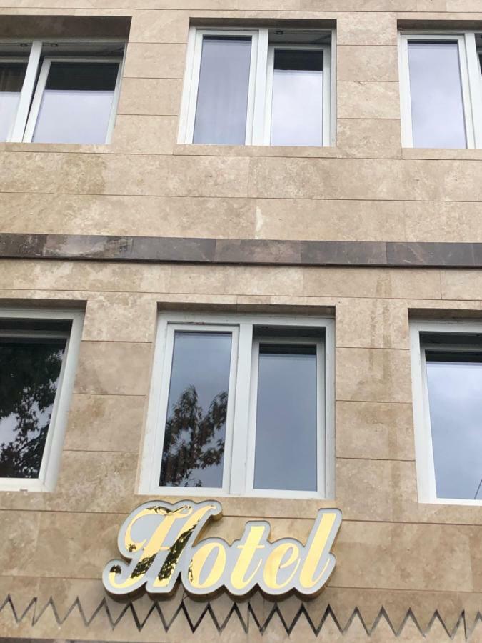 Hotel Moji Koeln Экстерьер фото
