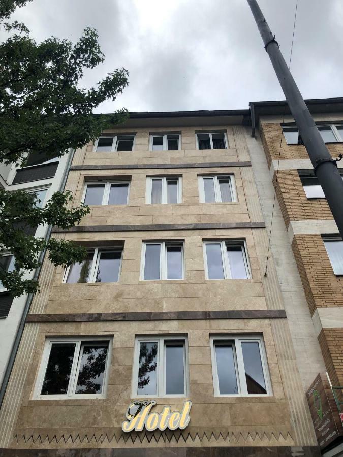Hotel Moji Koeln Экстерьер фото